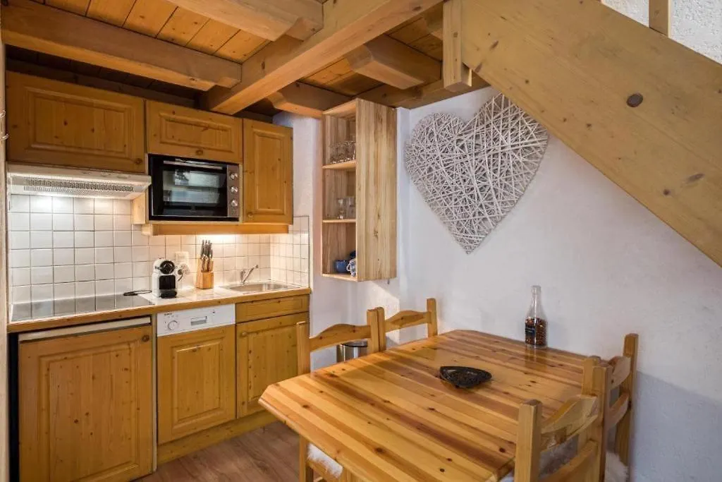 Cocoon In Megeve Apartment